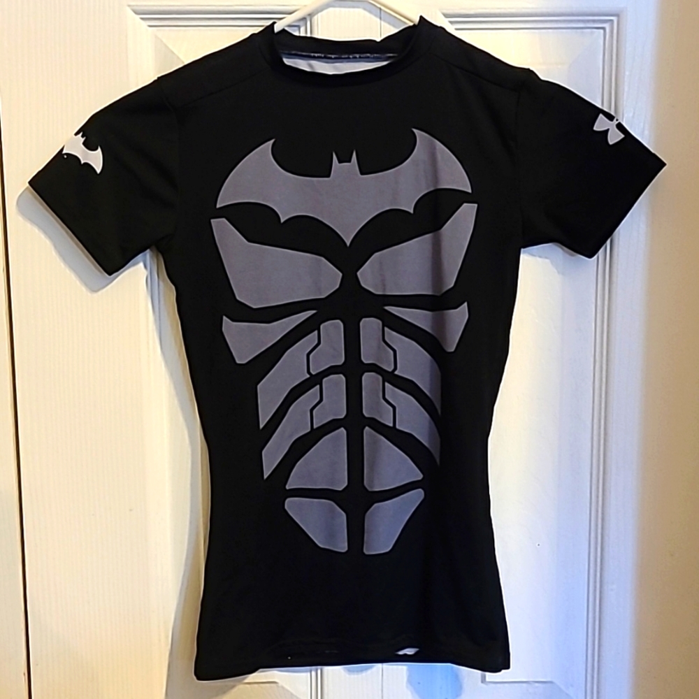 Boys small fitted Under Armor tee